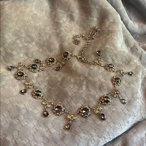 BSH Elegant silver gem and chain  Statement ADJUSTABLE Necklace